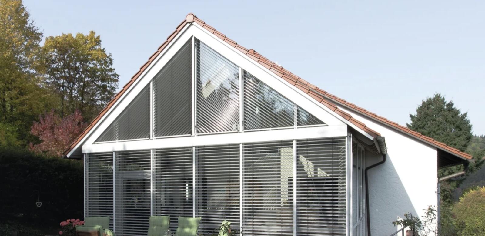 Schräg-Raffstore